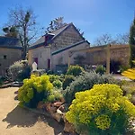 Maisons De Campagne. Vert. Brigne