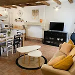 Dom wakacyjny Maisons De Campagne. Vert. Brigne