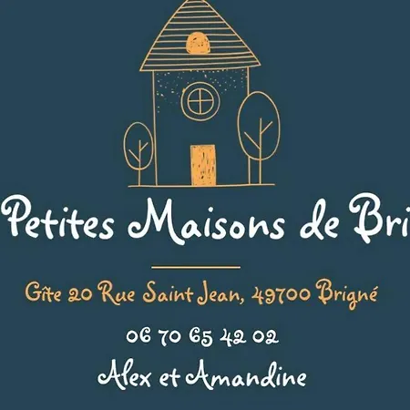 Maisons De Campagne. Vert. Brigne