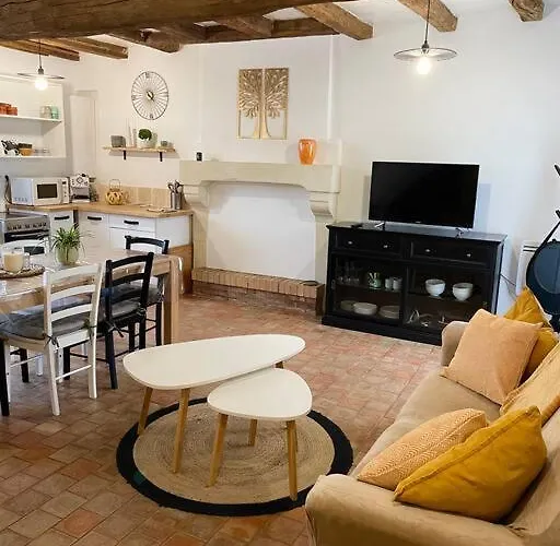 Tatil Evi Maisons De Campagne. Vert. Brigne