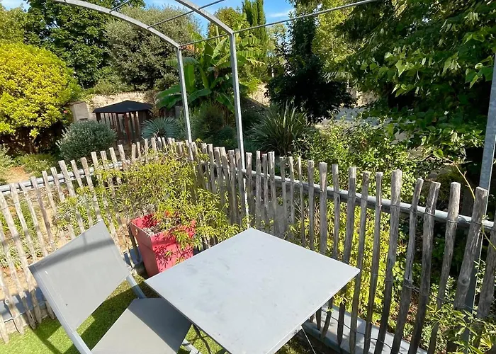 Maisons De Campagne. Vert. Tatil Evi *